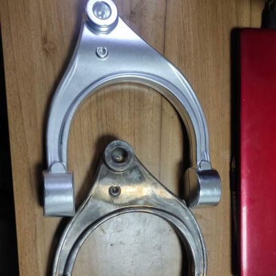 上海冠古鋁件去毛刺機-磁力研磨機